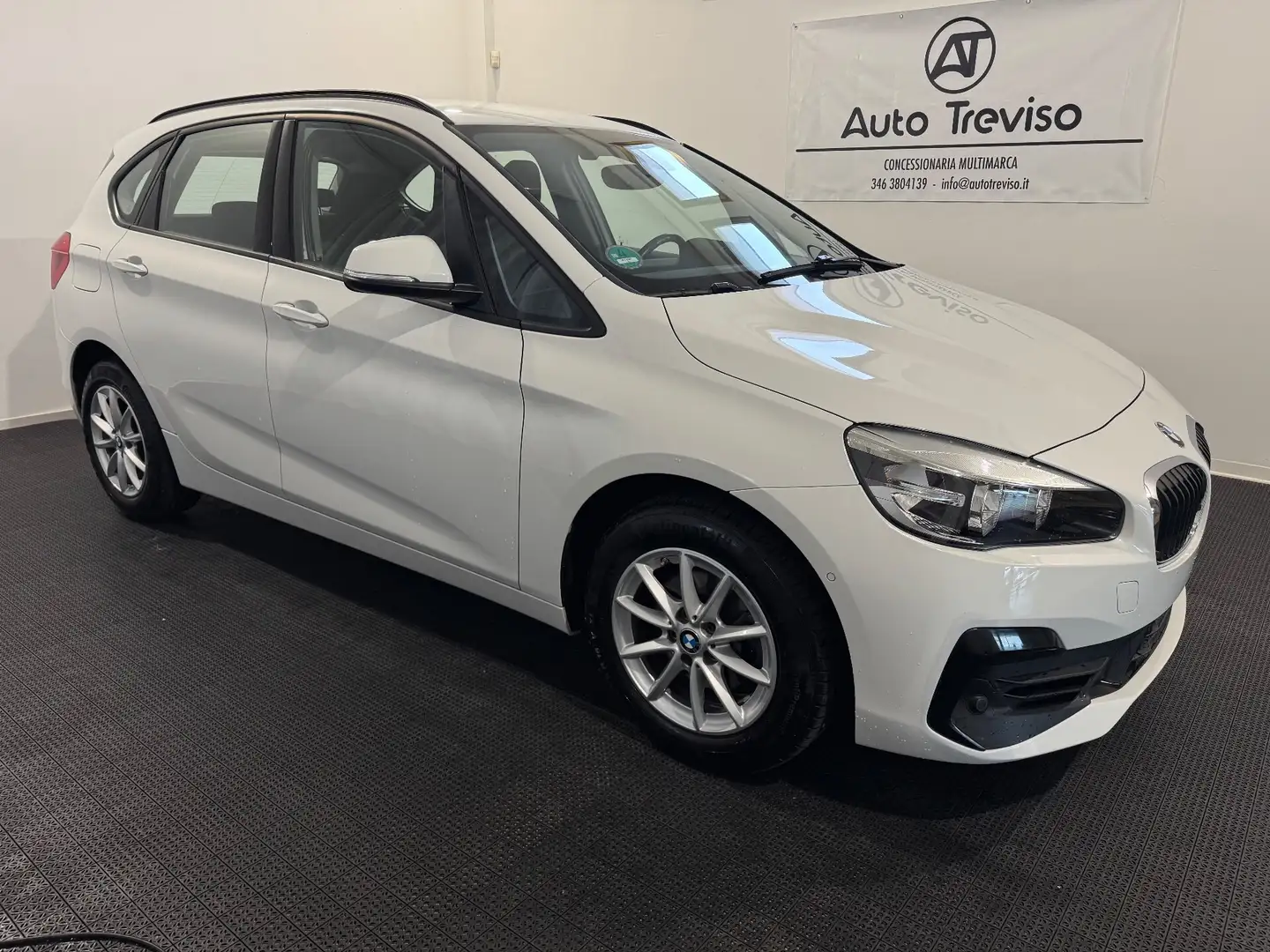 BMW 216d Active Tourer Advantage Blanc - 1