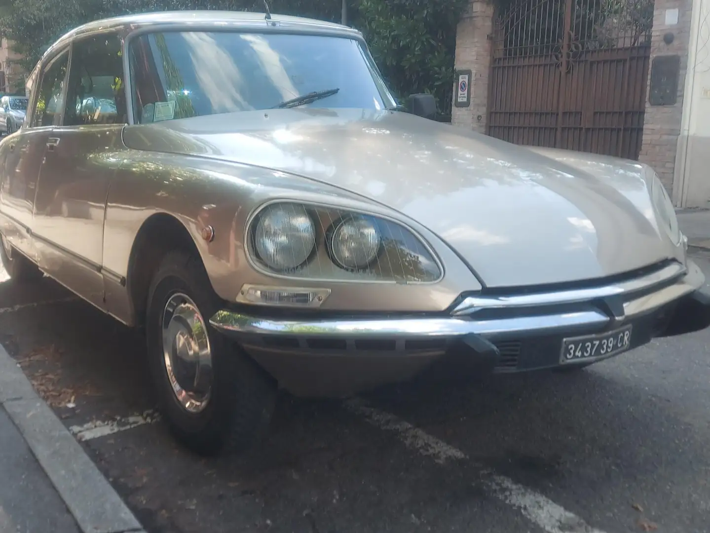 Citroen DS ds 23 iniezione con ariacodizionata originale Oro - 1