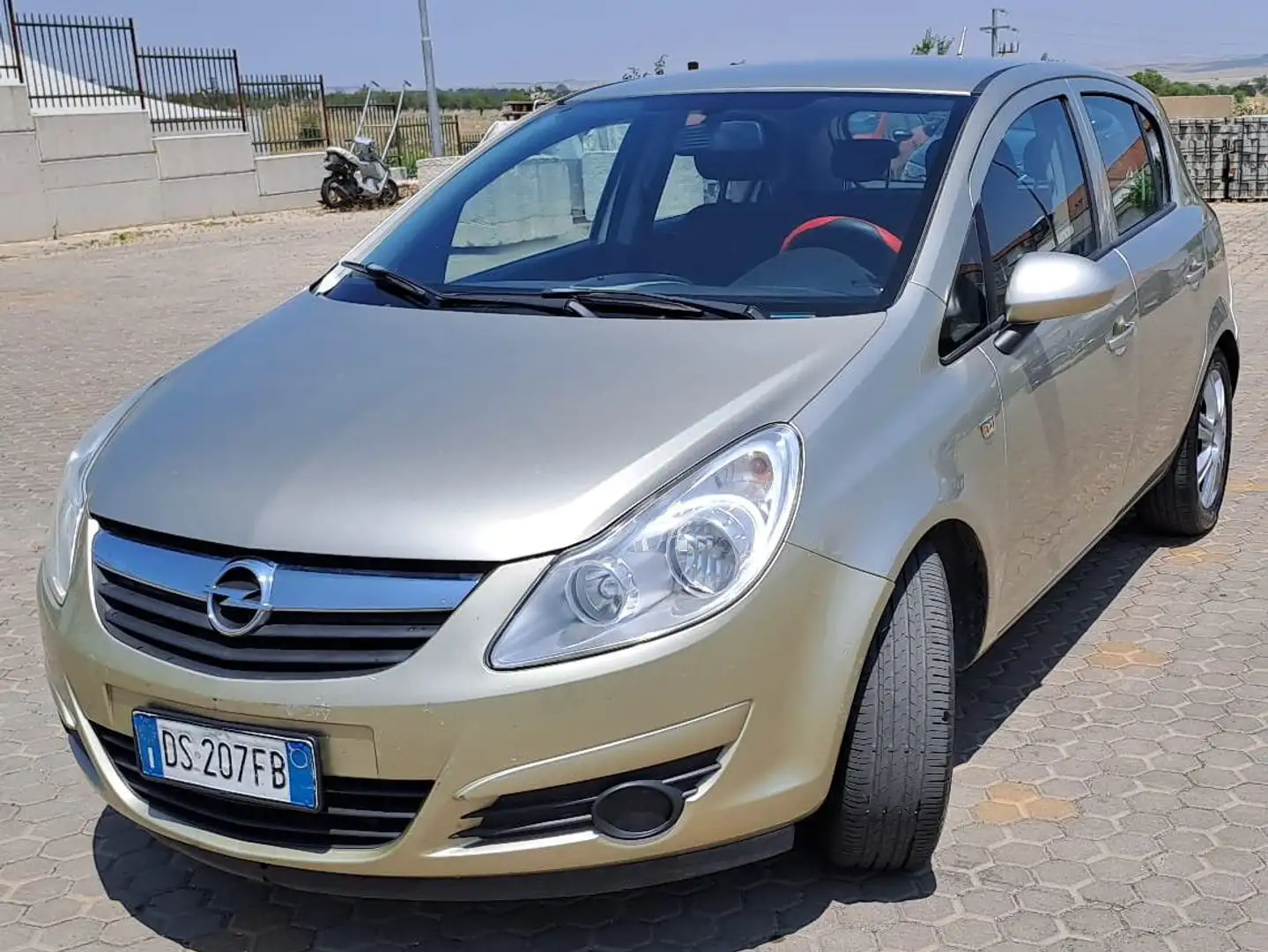 Opel Corsa Corsa IV 2006 5p 1.3 cdti ecoflex Cosmo 75cv Bronz - 1