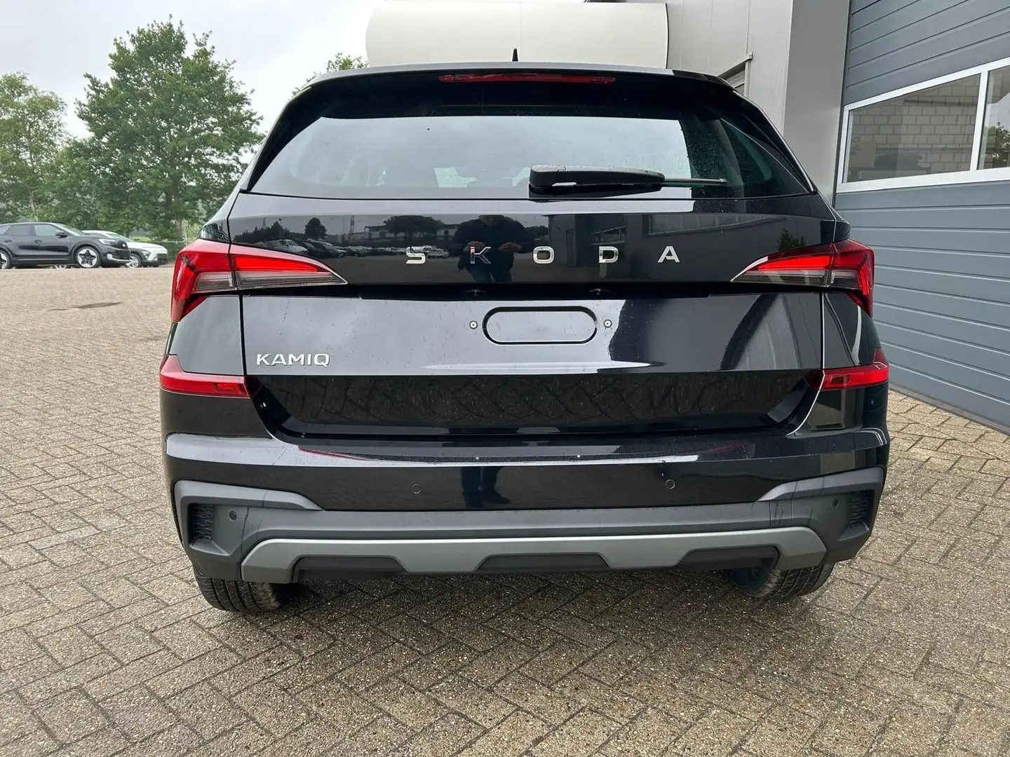 Skoda Kamiq 1.0 TSI 115PS DSG Selection Matrix-LED Sitzheiz... Schwarz - 2