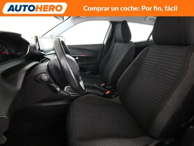 Peugeot 2008 view 11