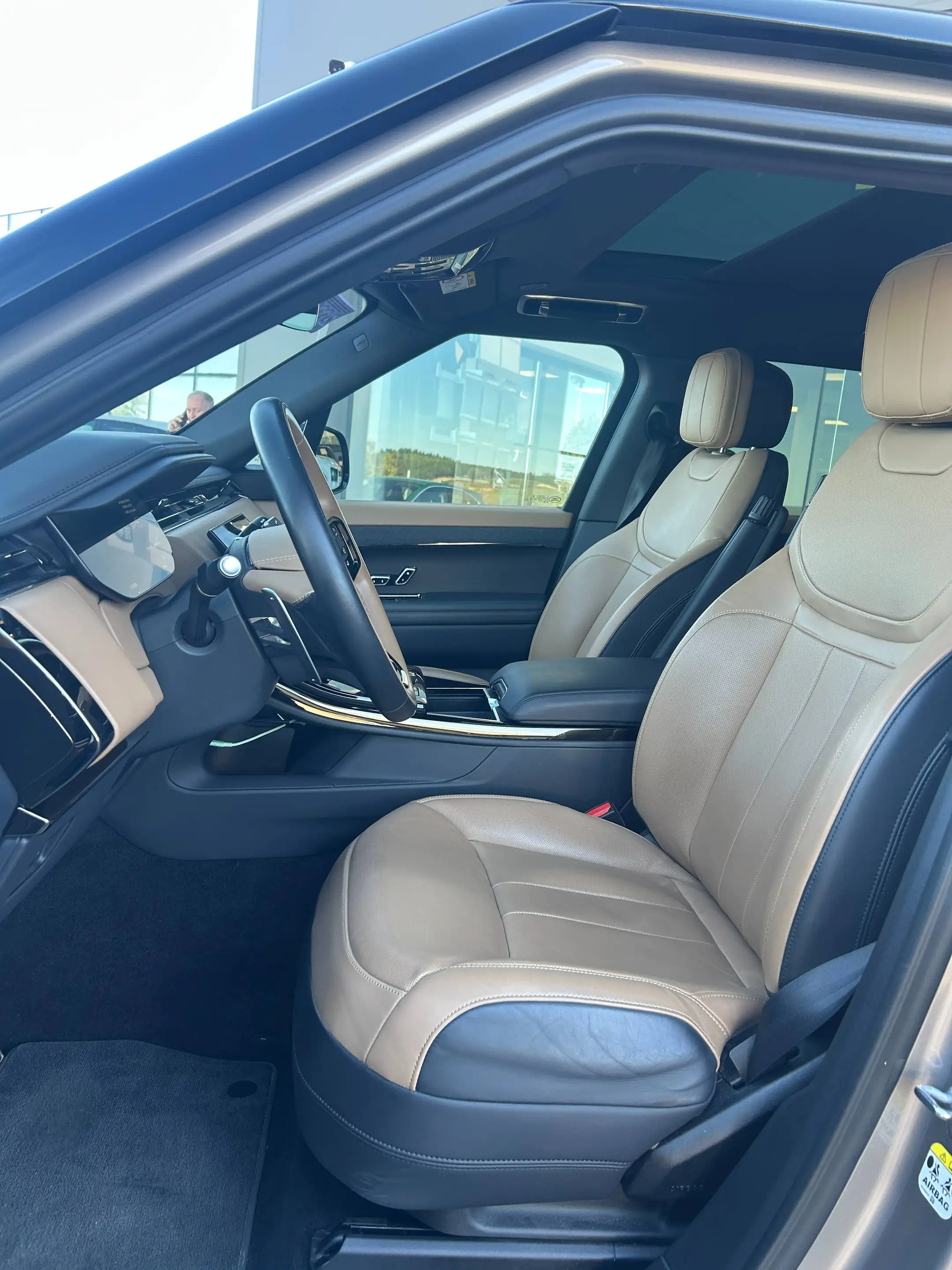 Land Rover Range Rover Sport Range Rover Sport 3.0 P440e PHEV Dynamic SE — photo 7