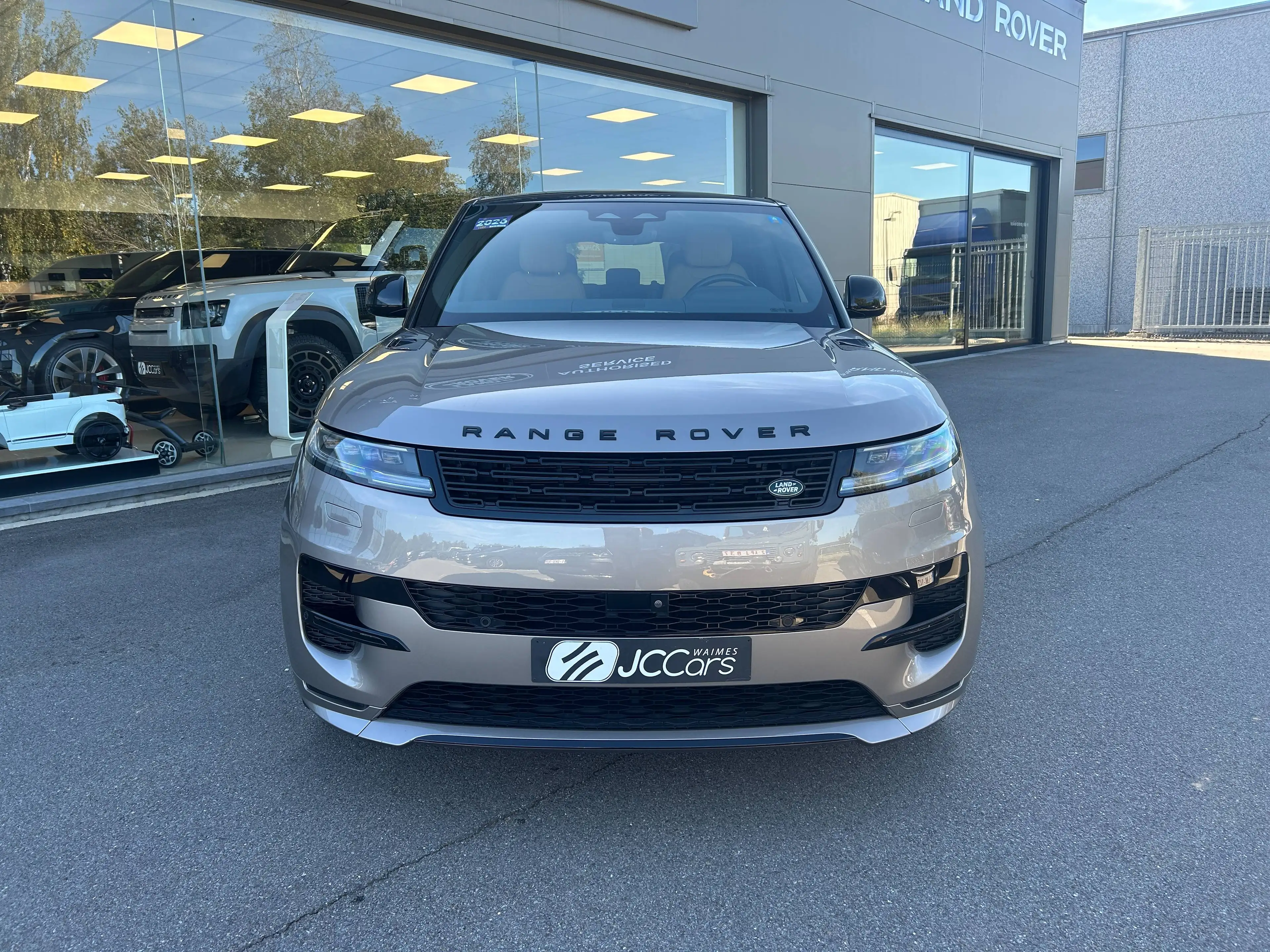 Land Rover Range Rover Sport Range Rover Sport 3.0 P440e PHEV Dynamic SE — photo 3