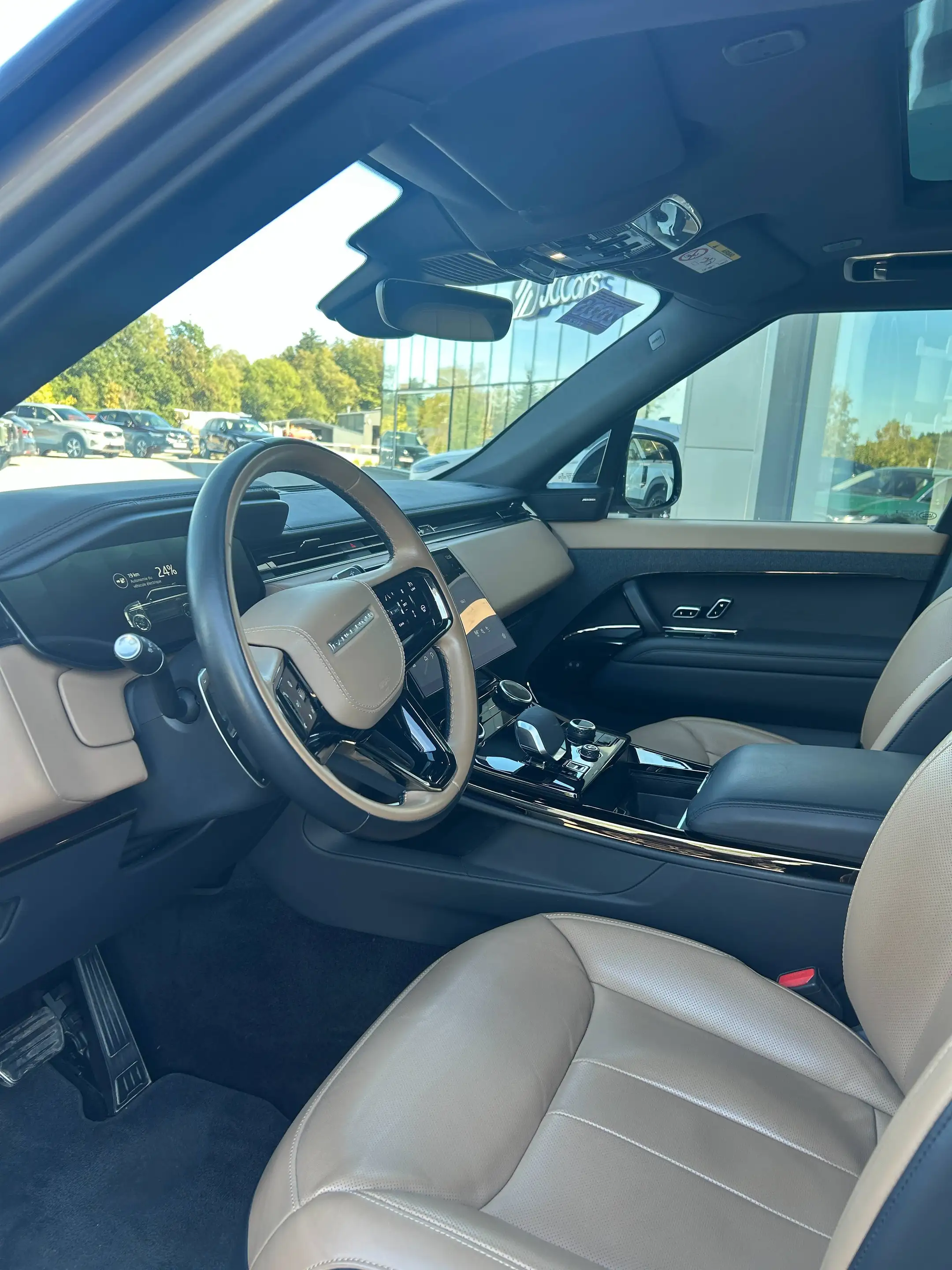 Land Rover Range Rover Sport Range Rover Sport 3.0 P440e PHEV Dynamic SE — photo 9