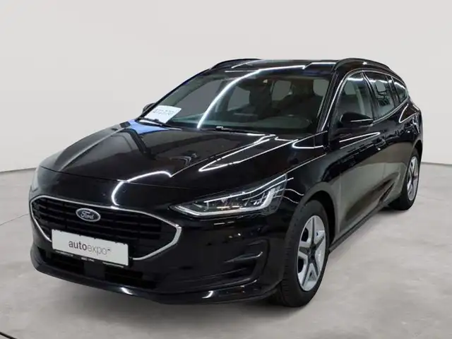 Ford Focus view 2