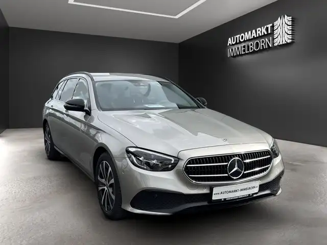 Mercedes-Benz E-Class view 2