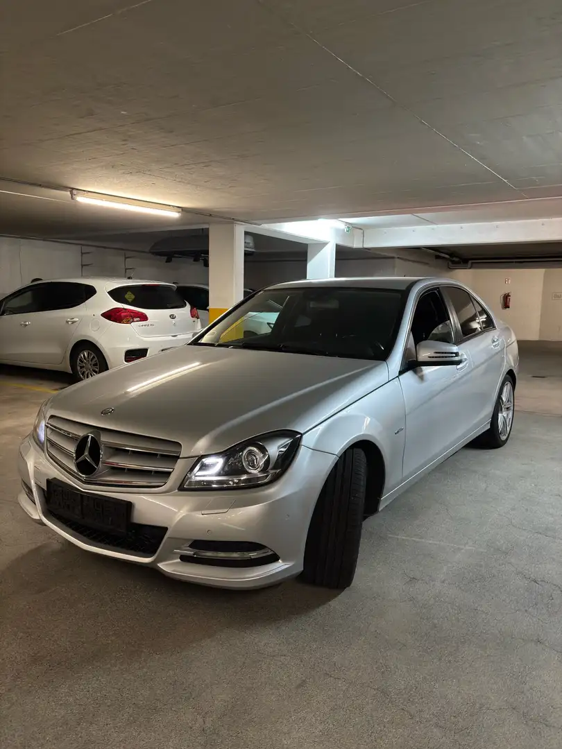Mercedes-Benz C 180 CDI DPF (BlueEFFICIENCY) - 2