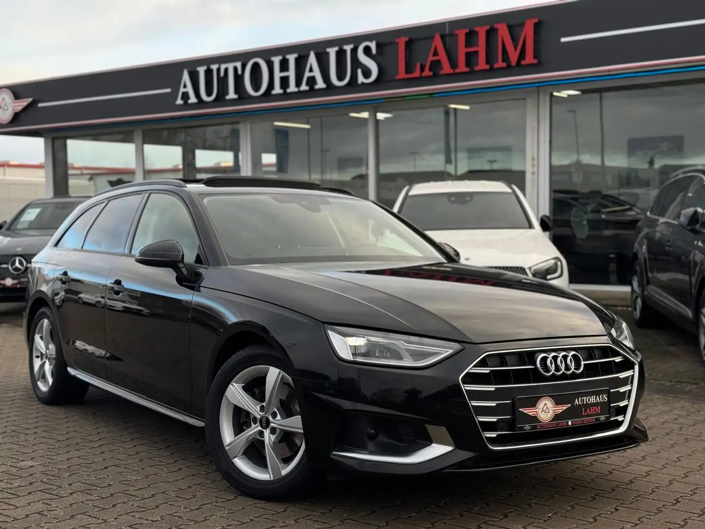 Audi A4 Avant 35TDI S-TRONIC"advanced"AMBIENTE*PANO* Negro - 1