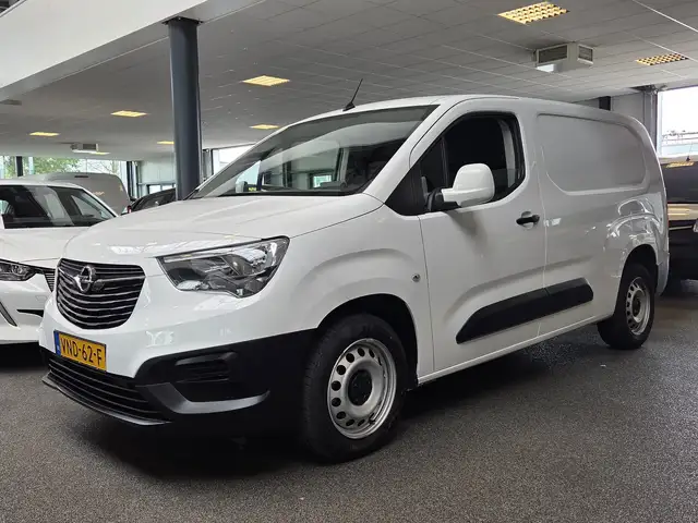 Opel Combo 1.5D L2H1 Edition / Carplay / PDC / N.A.P.