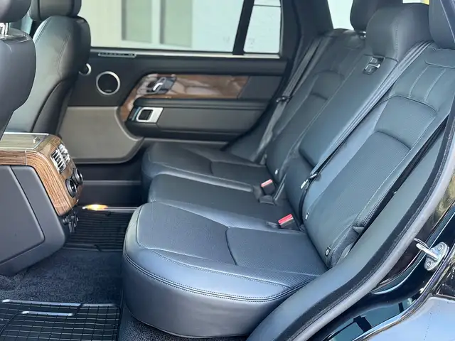 Land Rover Range Rover LWB P400 AWD Vogue Aut. Netto Export 54.000 .- Ansicht 18