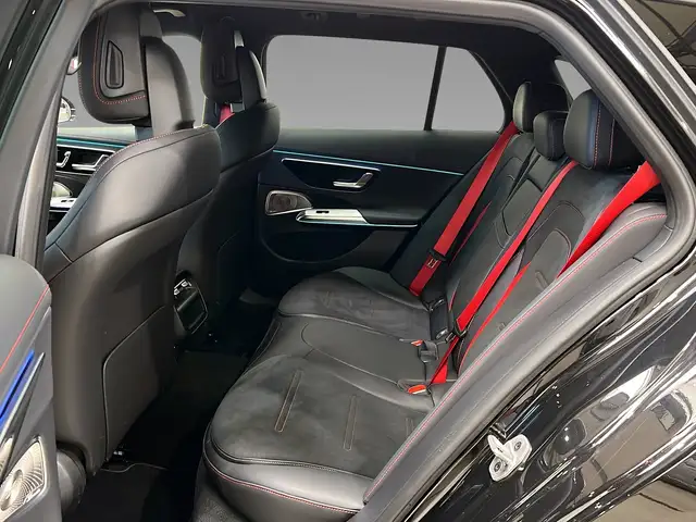 Mercedes-Benz E Class view 10