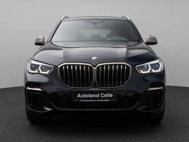 BMW X5 X5 M view 2