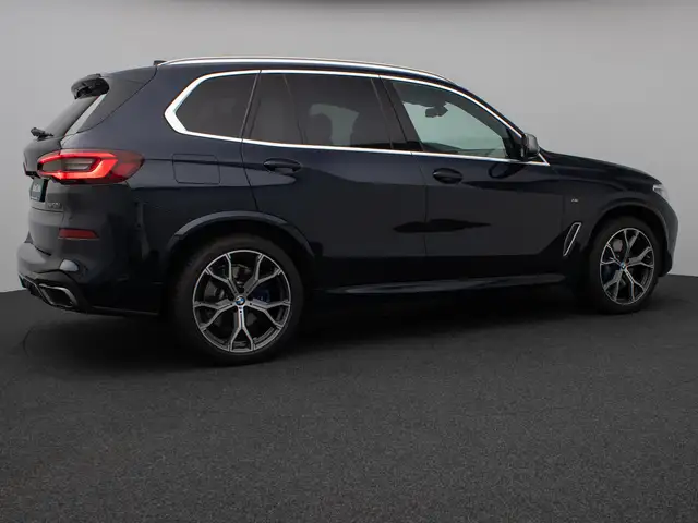 BMW X5 X5 M view 6
