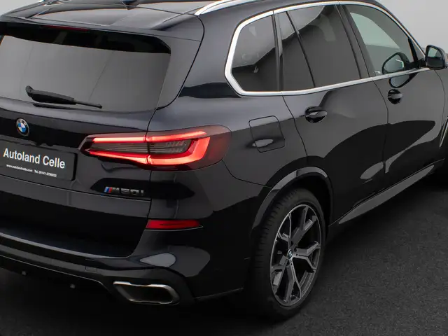 BMW X5 X5 M view 16