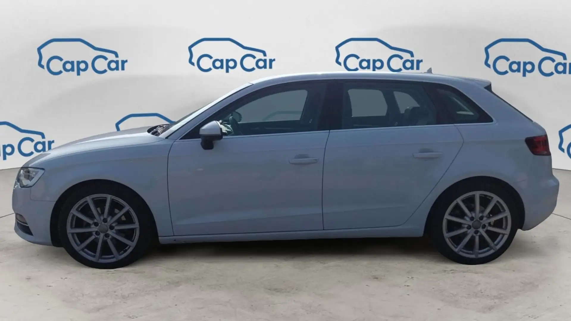 Audi A3 1.6 TDI 110 S-Tronic7 Ambition Luxe Blanc - 2