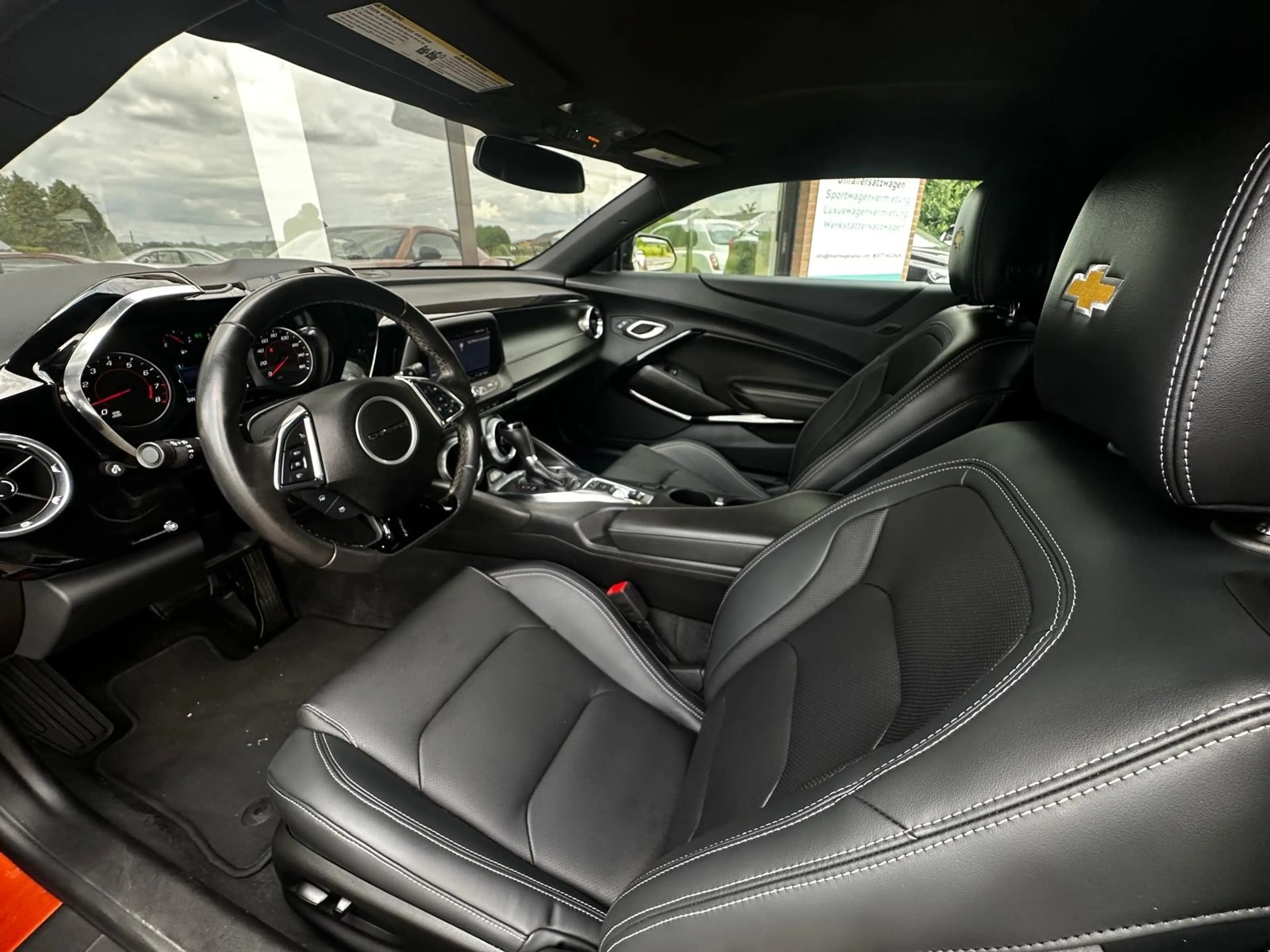 Chevrolet Camaro Coupé 2.0 / LED/CarPlay/20ZOLL/NAVI — photo 11