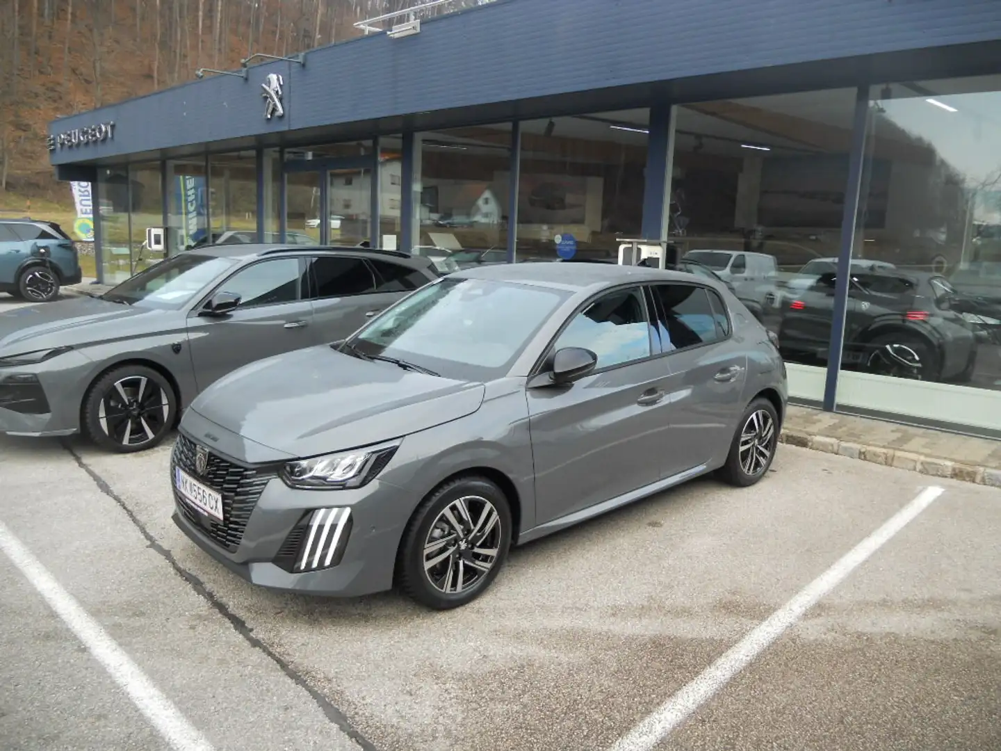 Peugeot 208 Turbo 100 S&S Allure Grau - 1