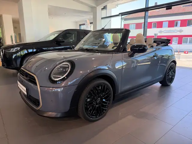 MINI Cooper C Cabrio Cooper C Favoured Trim Cabrio Head-Up HK HiFi