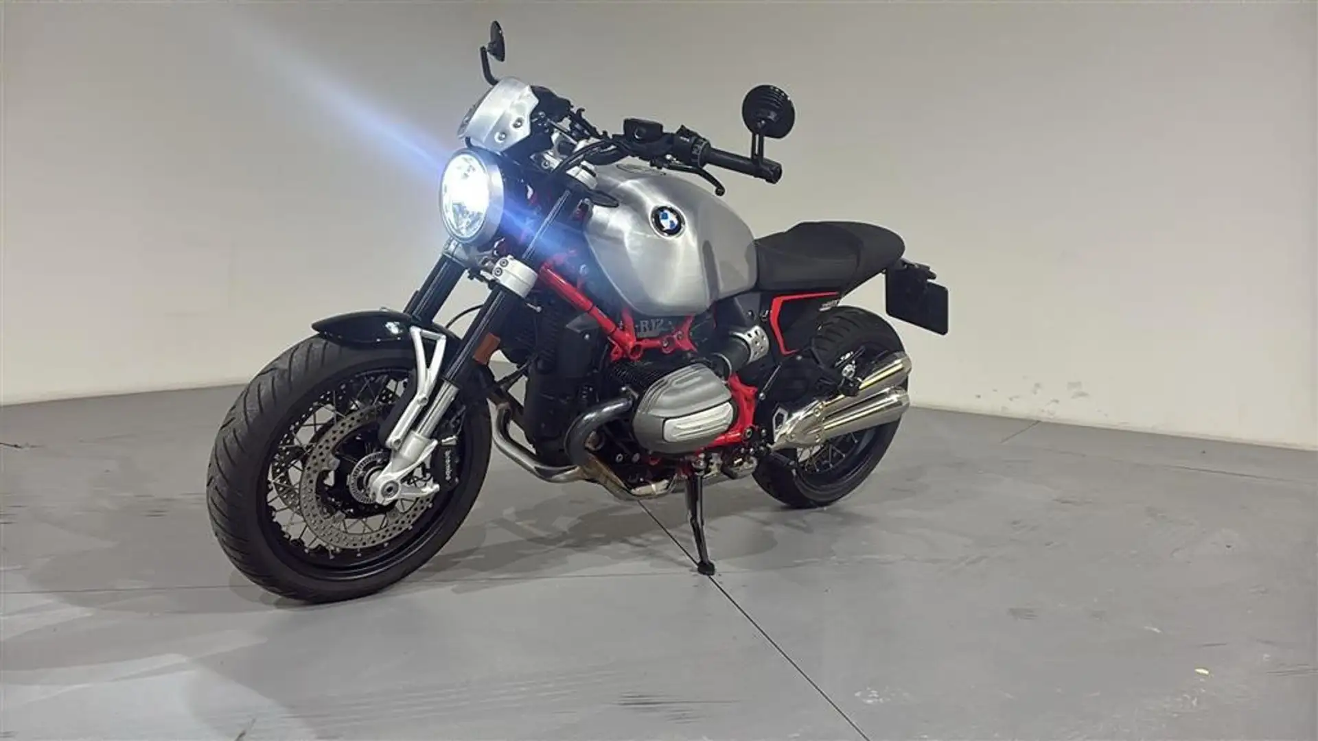 BMW R 12 nineT 0 Ezüst - 1