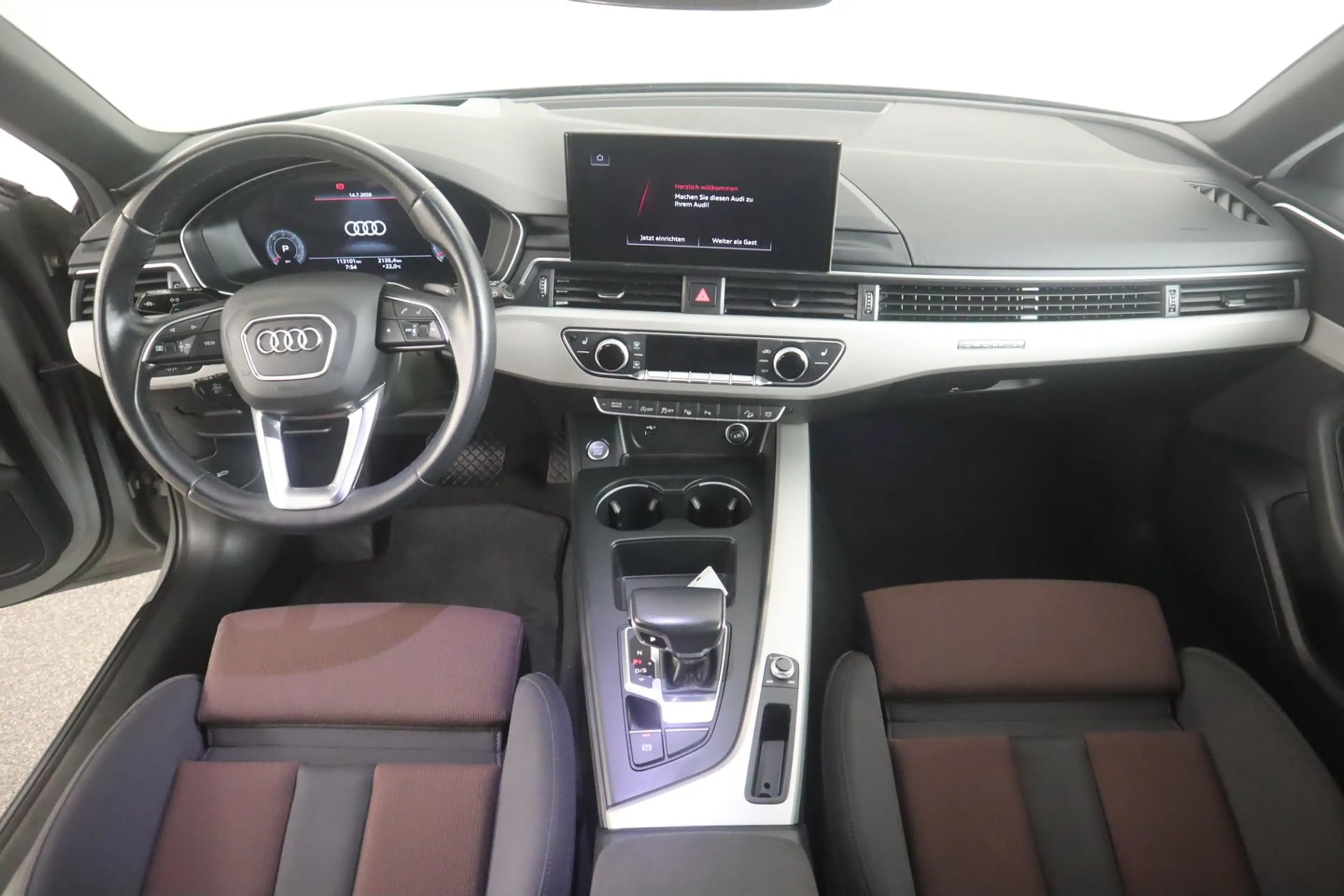 Audi A4 allroad 40 TDI quattro — photo 10