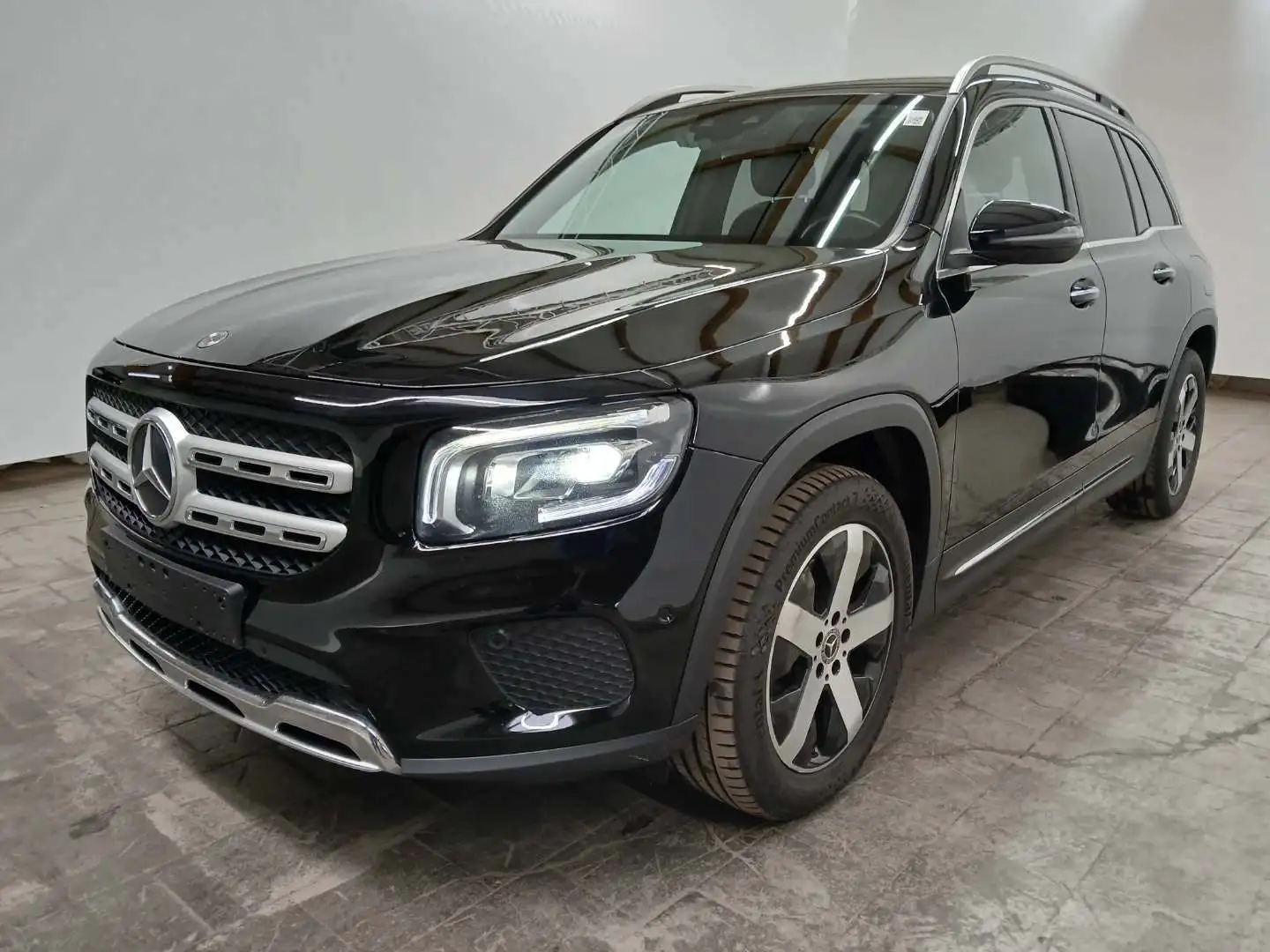 Mercedes-Benz GLB 220 d AHK KAMERA LED KEYLESS BURMESTER Noir - 1