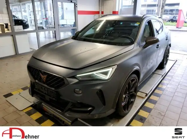 CUPRA Formentor VZ5 2.5 TSI DSG 4Drive elHK+CARBONSPIEGEL Klima Navi