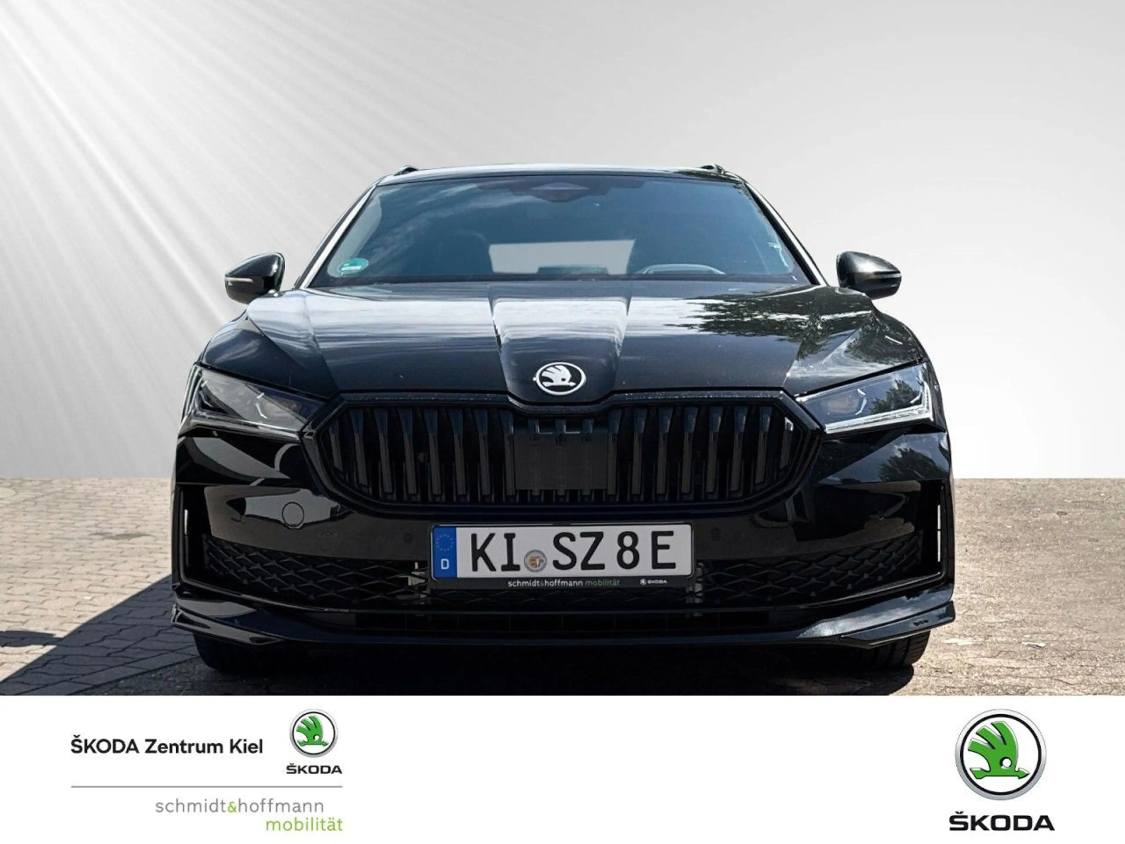 Skoda Superb 1.5 TSI iV Sportline 1.5 TSI iV 150 kW Sp — photo 2