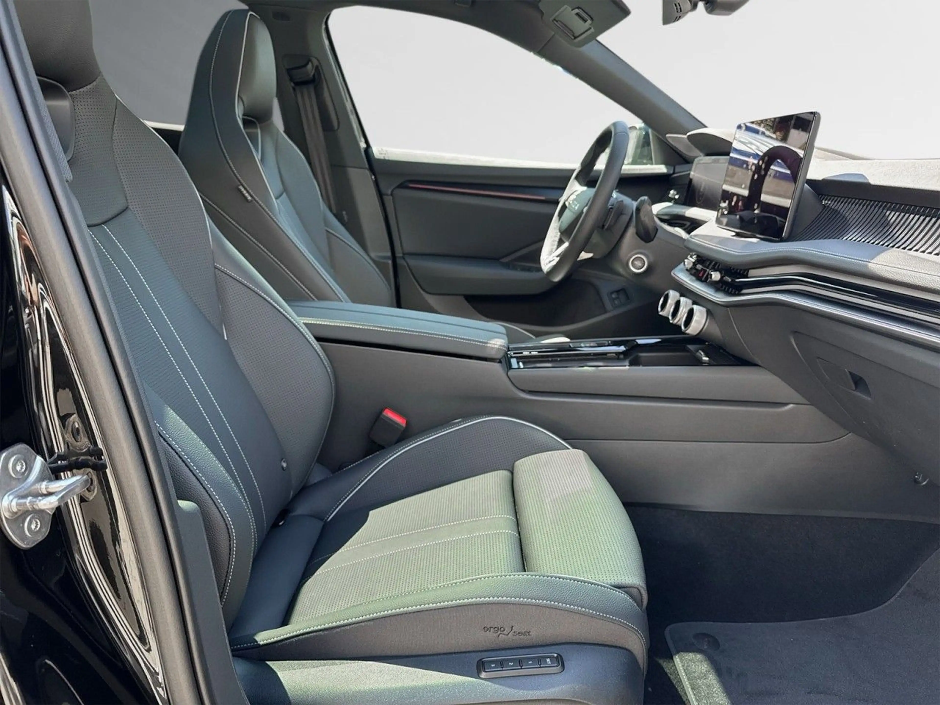 Skoda Superb 1.5 TSI iV Sportline 1.5 TSI iV 150 kW Sp — photo 9