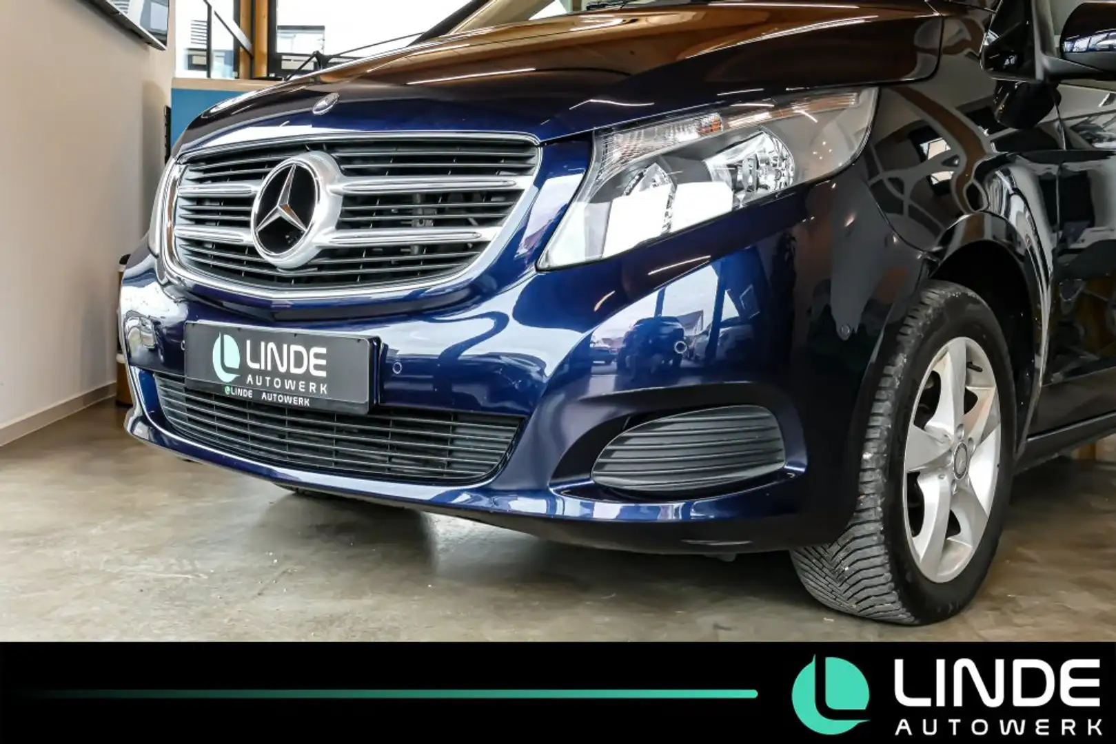 Mercedes-Benz V 220 CDI lang|NAVI|6-SITZER|R.KAMERA|17 ALU|AHK Blau - 2