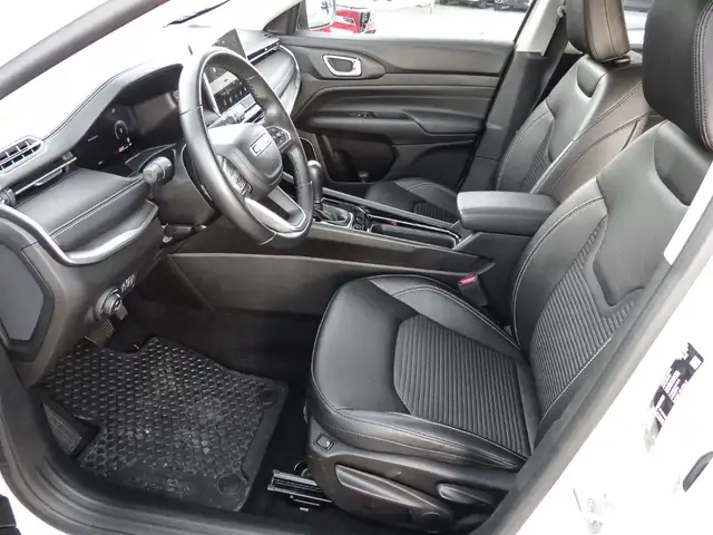 Jeep Compass view 13