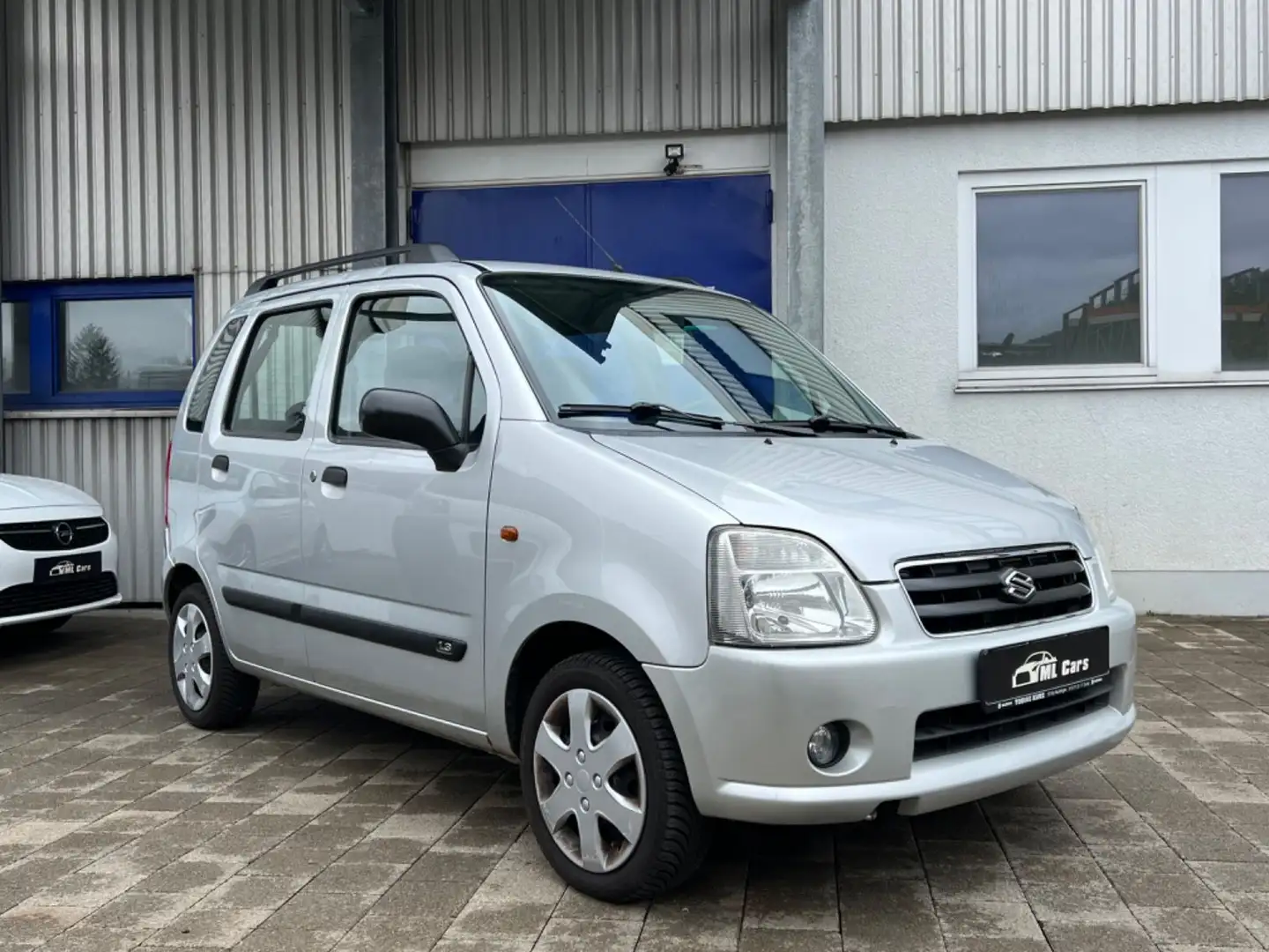 Suzuki Wagon R+ Wagon R + 1.3 Club Срібний - 1