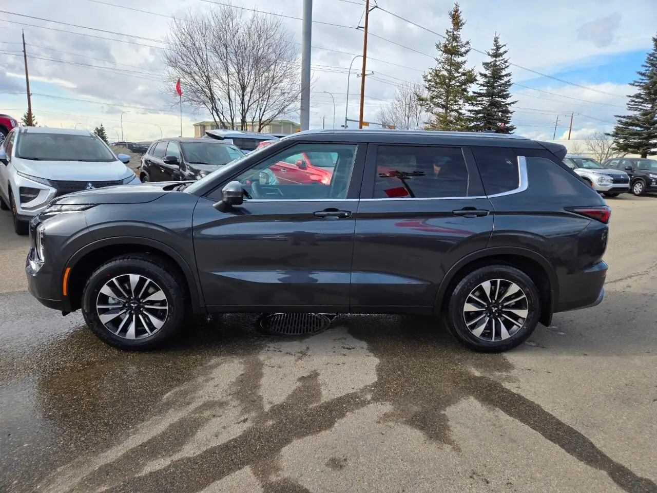 Mitsubishi Outlander photo Mitsubishi Outlander