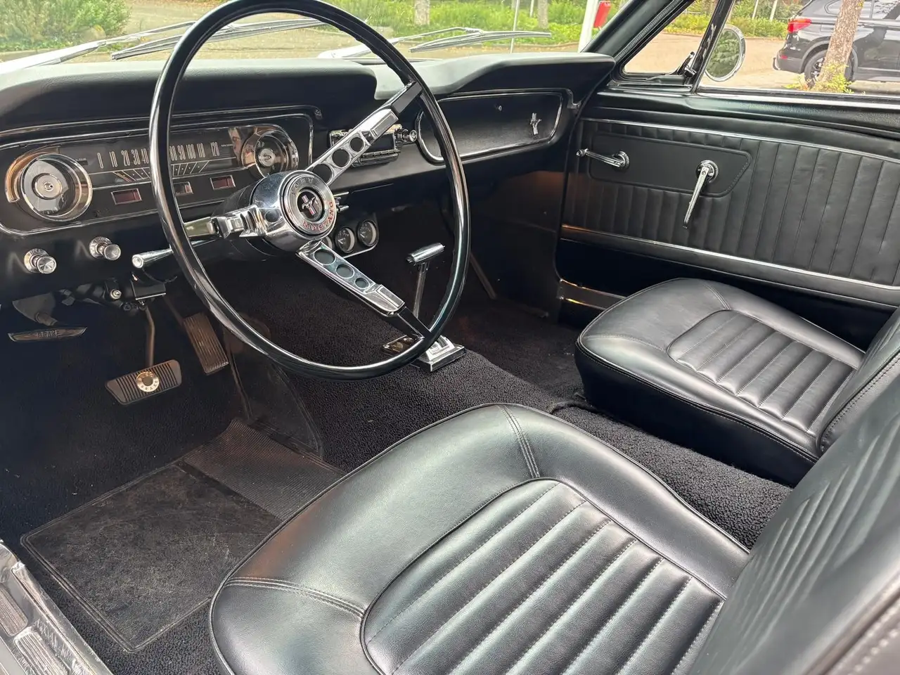 Ford Mustang Coupé, foto 7