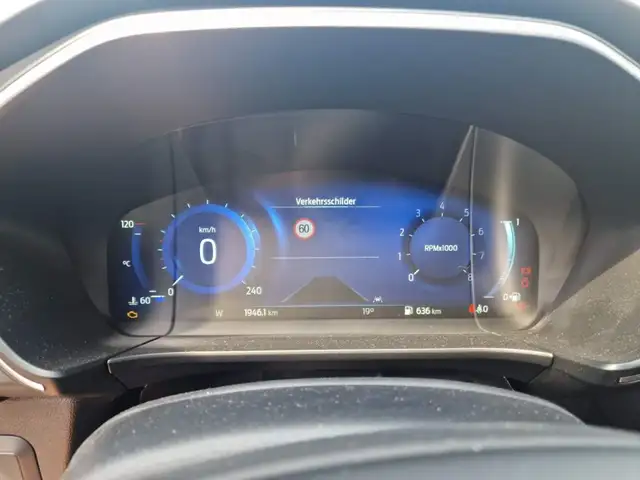 Ford Kuga view 12