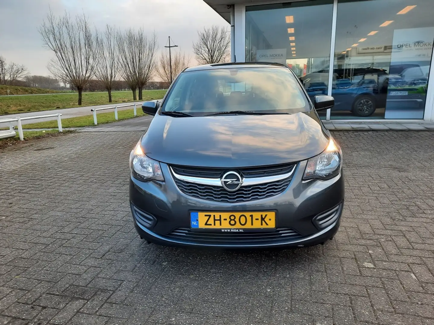 Opel Karl 1.0 120 Jaar Edition Grijs - 2