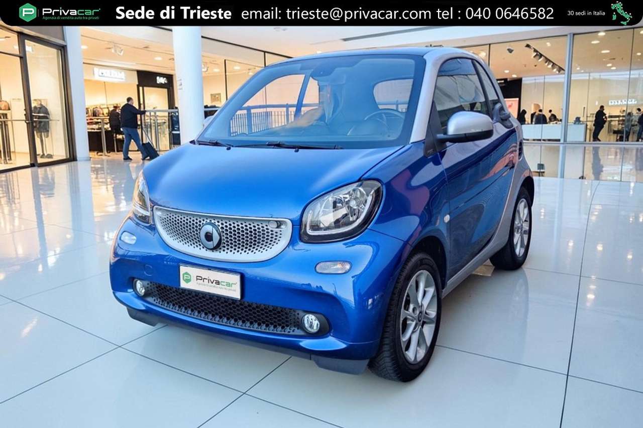 smart forTwo fortwo 90 0.9 Turbo twinamic Radical