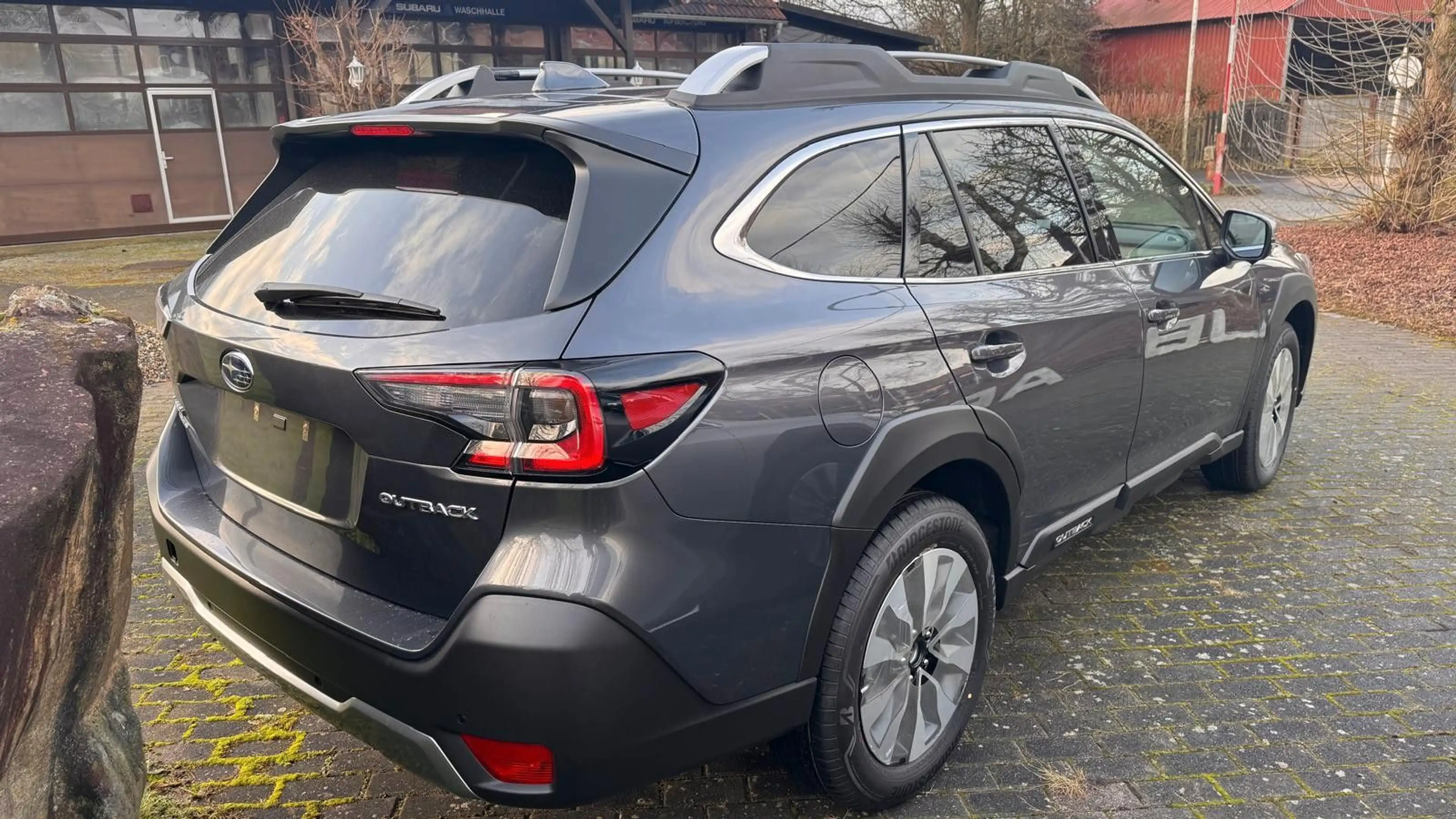 Subaru OUTBACK 2.5i Platinum Lineartronic*Leder Beige* — photo 3