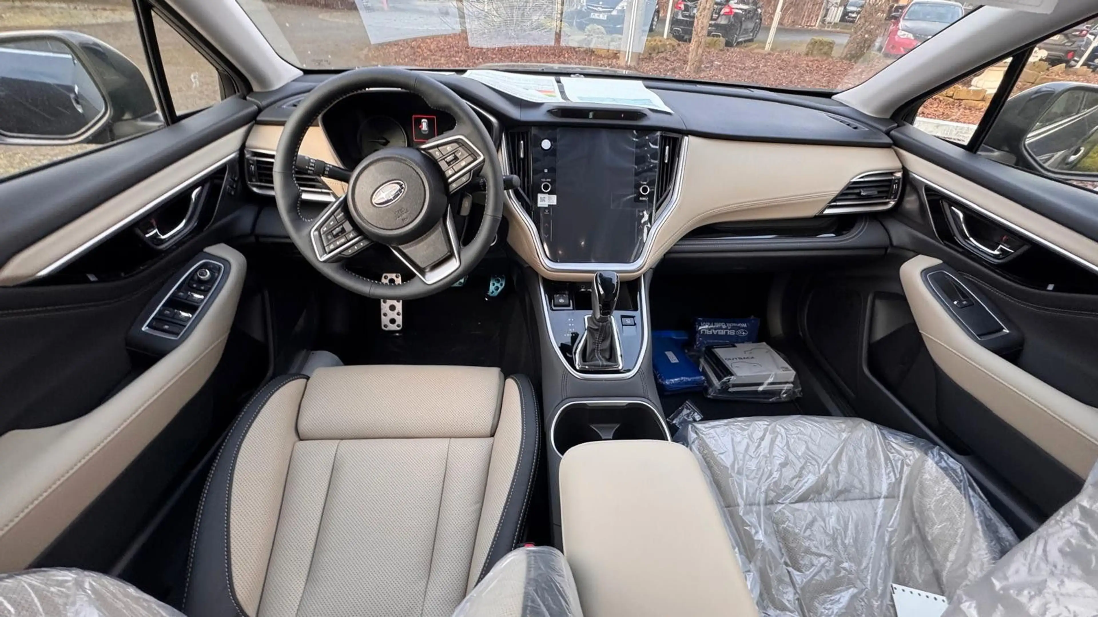 Subaru OUTBACK 2.5i Platinum Lineartronic*Leder Beige* — photo 5