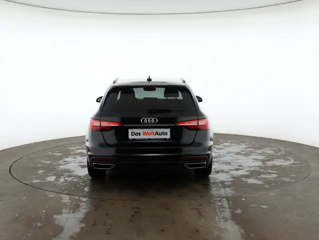 Audi A4 view 6