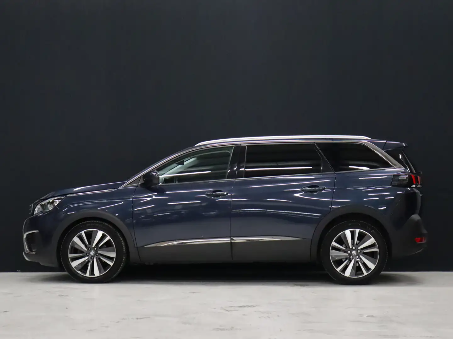 Peugeot 5008 1.2 PureTech Blue Lease Premium 7P [APPLE CARPLAY, Kék - 2