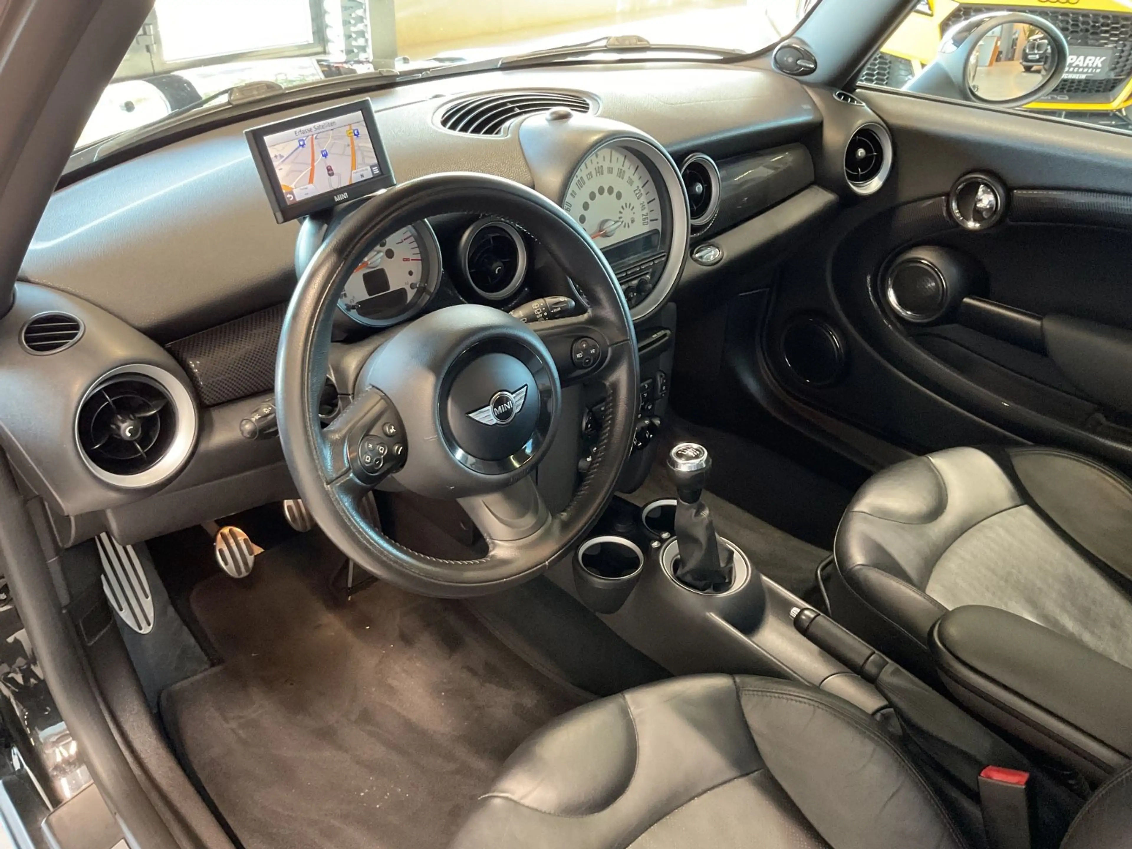 MINI Cooper S Chili H&K Leder Navi Pano Xenon — photo 8