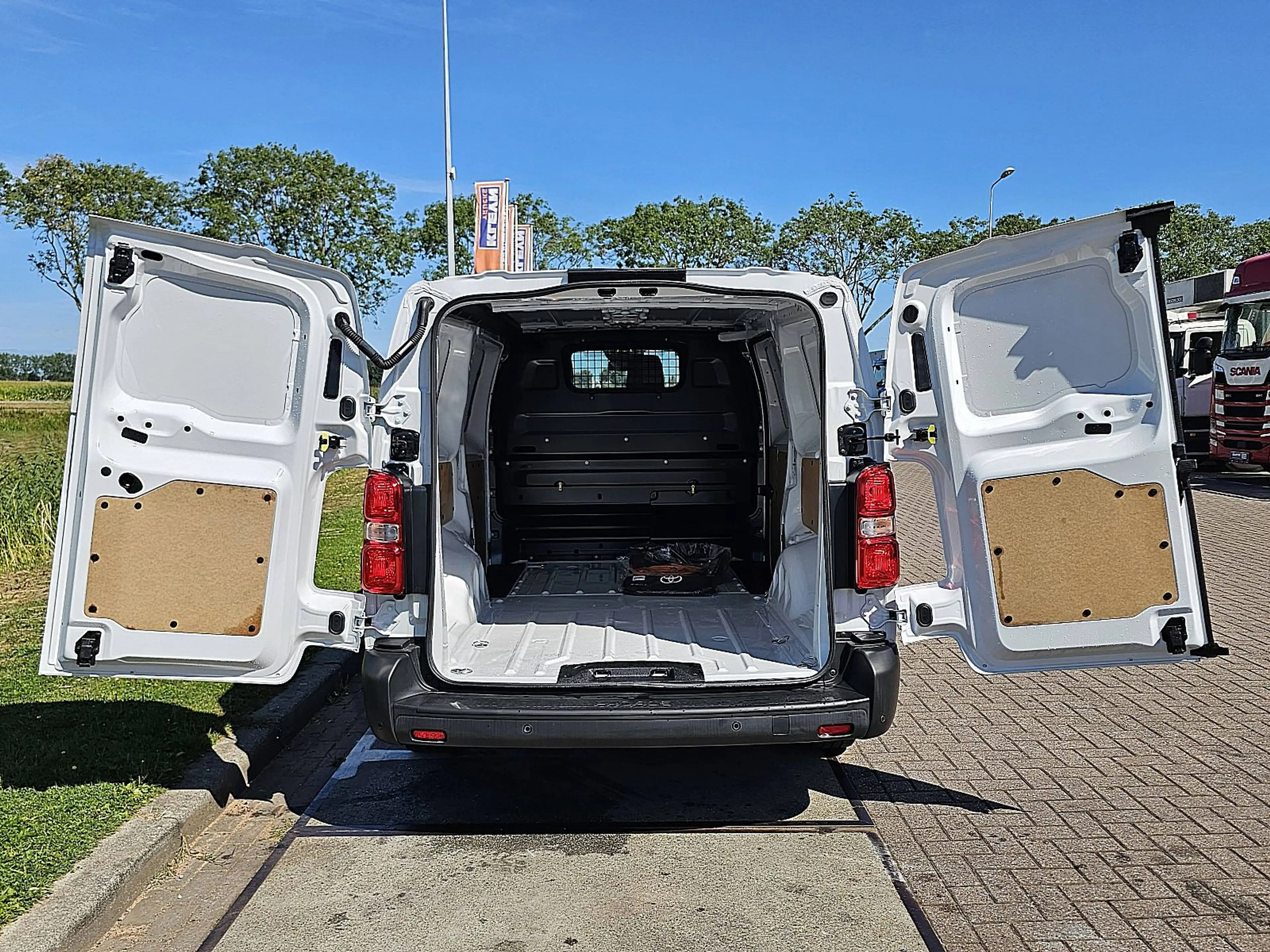 Toyota Proace PRO-ACE ELECTRIC snellaad 345km wltp — photo 12