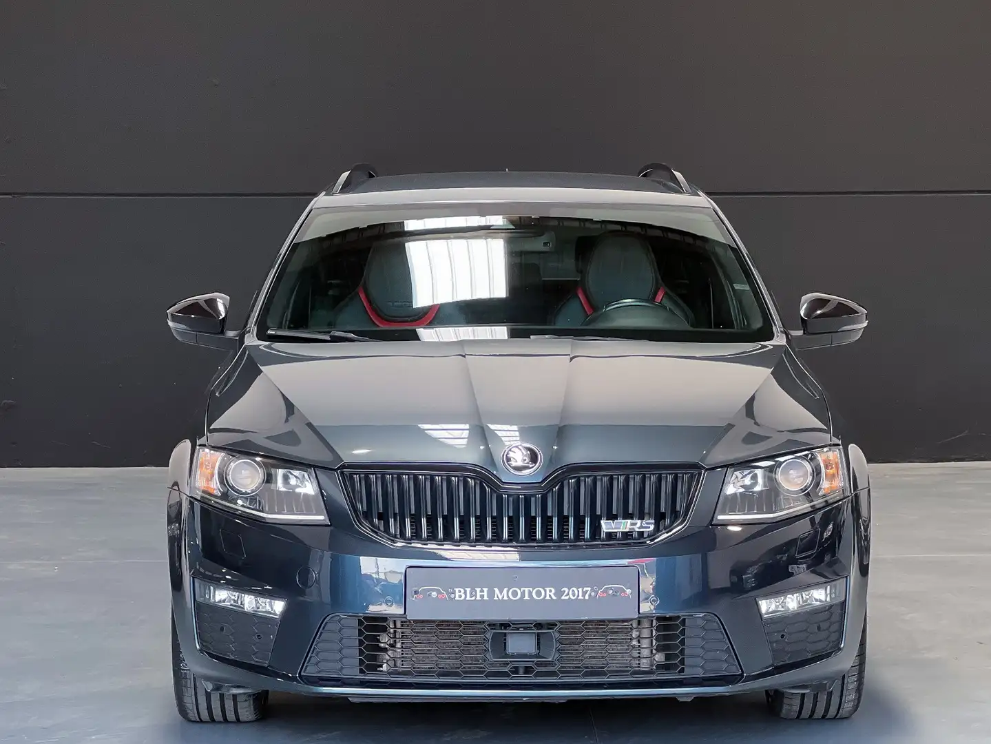 Skoda Octavia Combi 2.0 TSI RS DSG 220 Grigio - 2