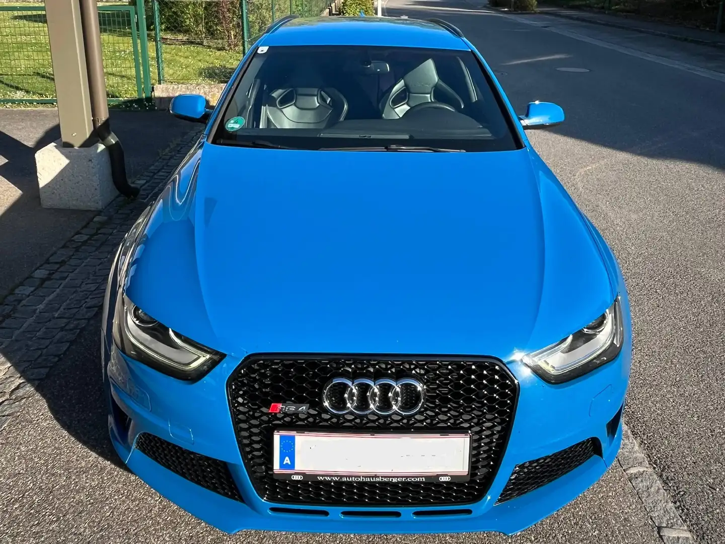 Audi RS4 RS4 Avant 4,2 FSI quattro S-tronic Blau - 2