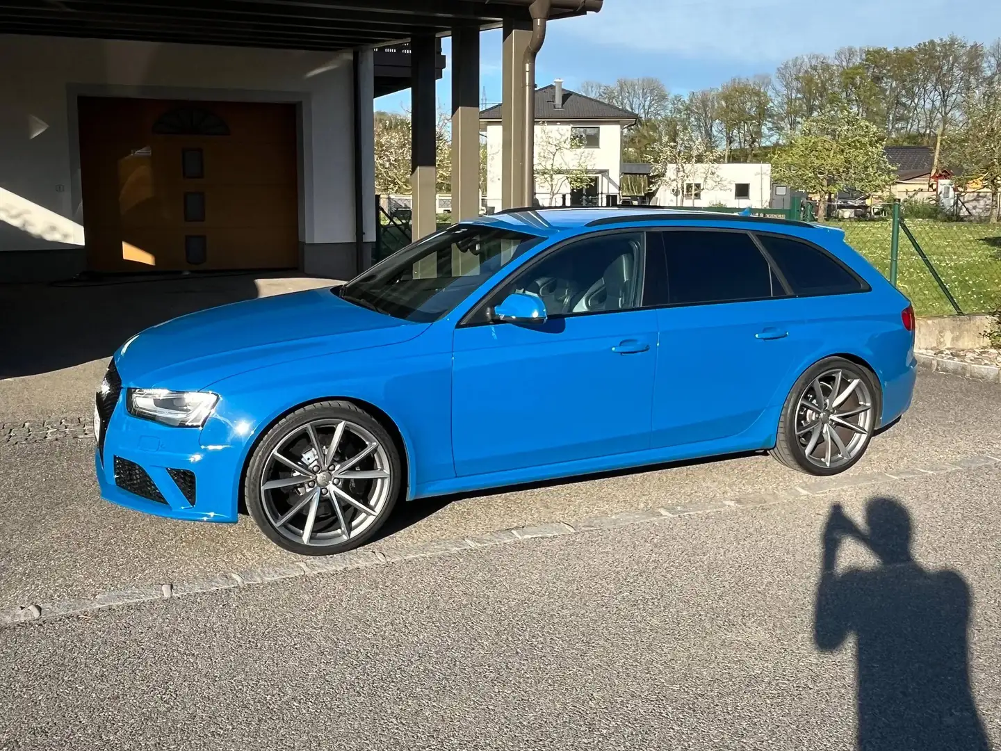Audi RS4 RS4 Avant 4,2 FSI quattro S-tronic Blau - 1