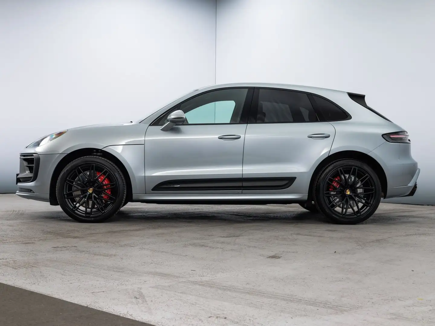 Porsche Macan GTS Grau - 2