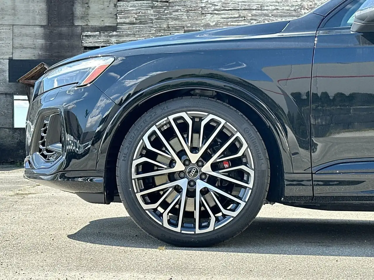 Audi SQ7 снимка Audi SQ7