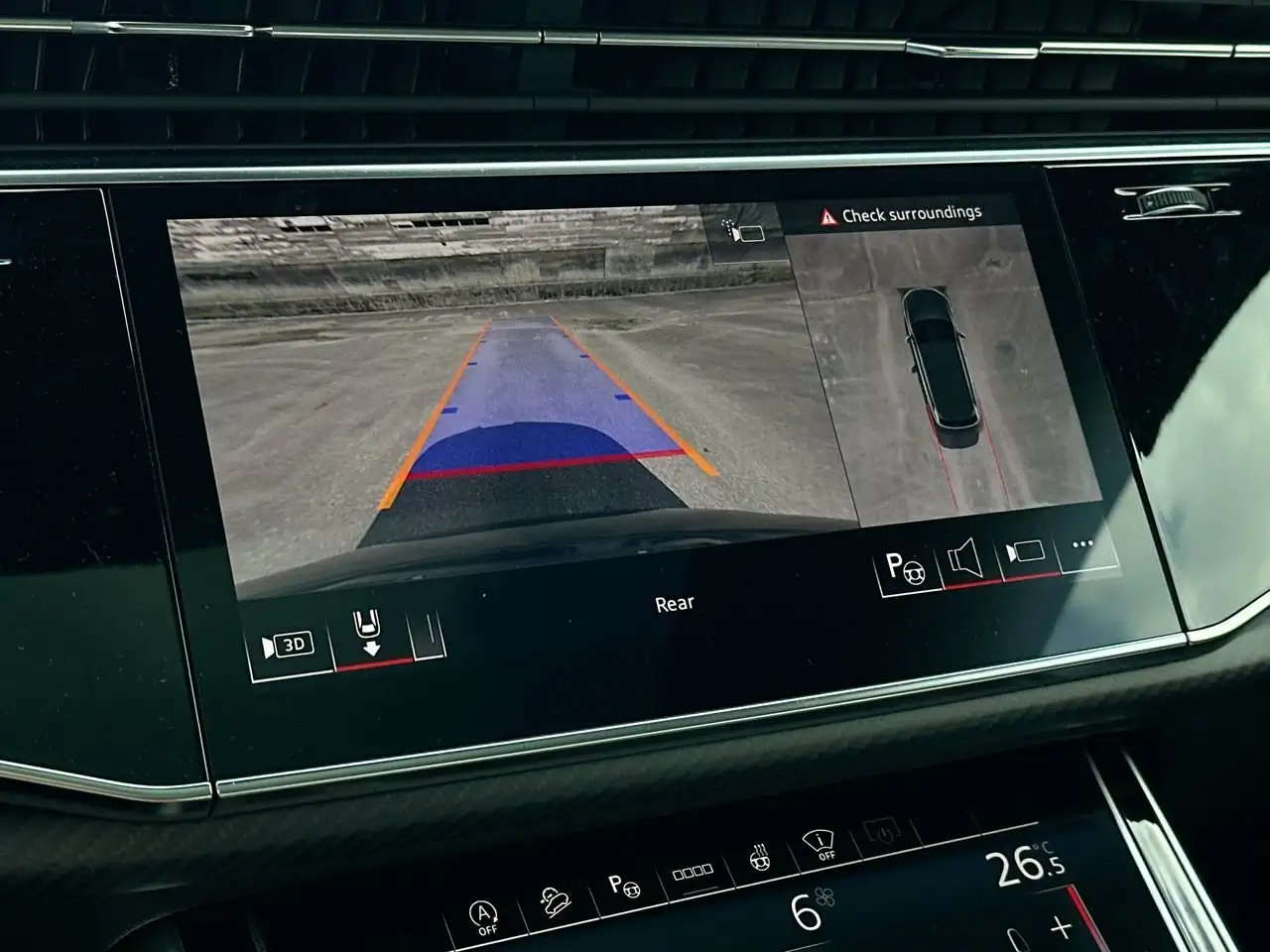 Audi SQ7 снимка Audi SQ7