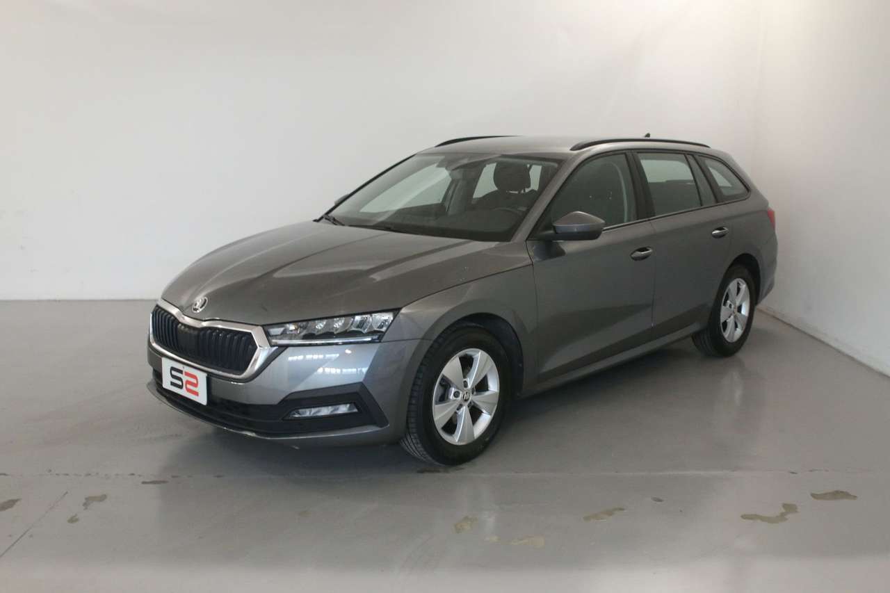 Skoda Octavia Octavia Wagon 2.0 tdi evo Ambition 115cv / Fari LED - Smart link - Climatronic - Adaptive Cruise Control