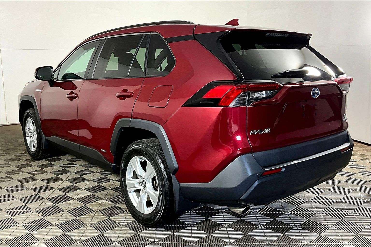 used 2019 Toyota RAV4 car, priced at $31,998